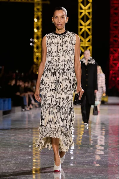 Look 62